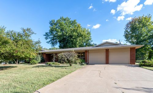 4008 W Grimes St, Springfield, MO, 65802-5425 | Card Image