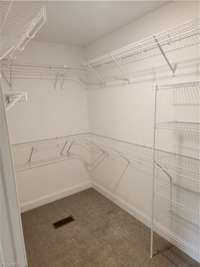 Primary Closet | Image 9