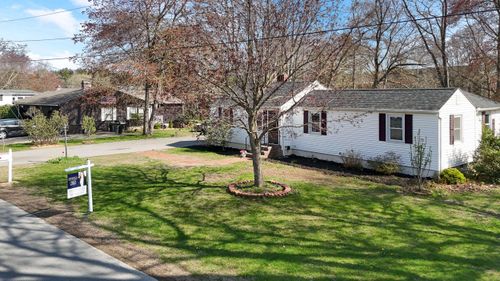 6 Forest Dr, Seabrook, NH, 03874-4021 | Card Image