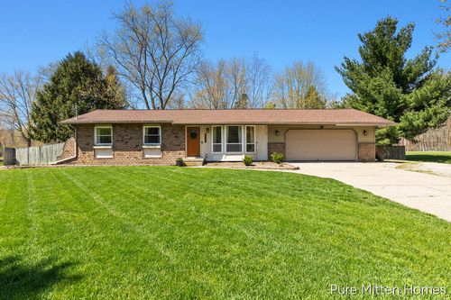 13839 Windemere Dr Nw, Grand Rapids, MI, 49534-1507 | Card Image