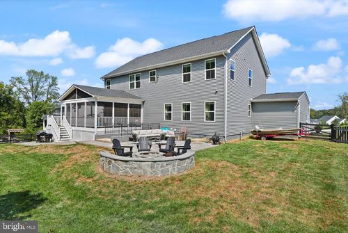 6529 Bob White Dr, WARRENTON, VA, 20187-4738 | Card Image