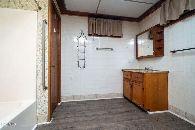 121 Dee Runion Rd, House other with 2 bedrooms, 2 bathrooms and null parking in Jonesborough TN | Image 18