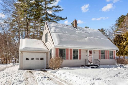 17 Cottage Circle, Lebanon, NH, 03784 | Card Image