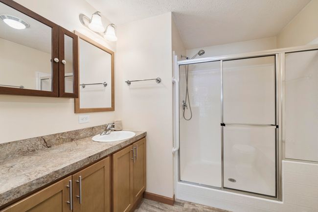 Private primary full bath | Image 26