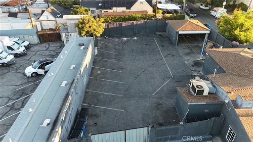 5133 W Washington Blvd, Los Angeles, CA, 90016-1332 | Card Image