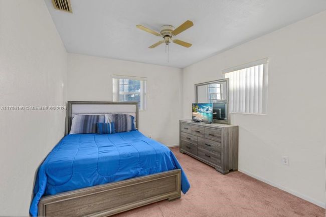 5320 Sw 18 Th St, House other with 3 bedrooms, 1 bathrooms and null parking in West Park FL | Image 13