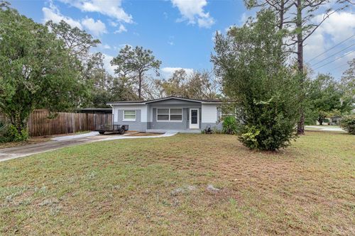 200 Avenue C, CHULUOTA, FL, 32766 | Card Image