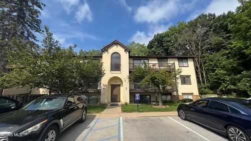 311-1662 Brownstone Blvd, Toledo, OH, 43614-1389 | Card Image
