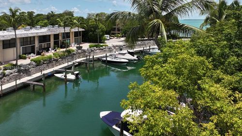 apt-w43-96000 Overseas Hwy, Key Largo, FL, 33037-2171 | Card Image