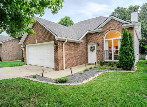 2848 Gateway Park Ln, Lexington, KY, 40511-8748 | Card Image