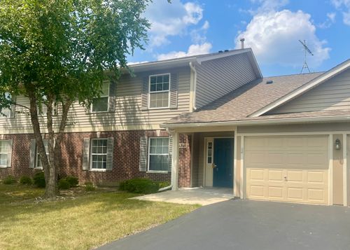 unit-4-1248 Red Oak Cir, Round Lake Beach, IL, 60073-4684 | Card Image