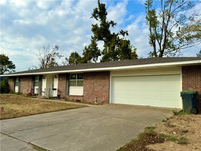 1109 Pecan Street, House other with 3 bedrooms, 3 bathrooms and null parking in Rogers AR | Image 2