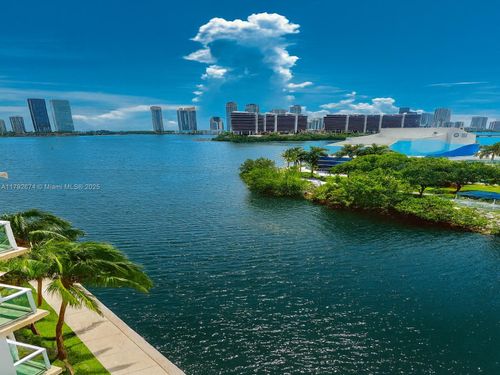 apt-716-3330 Ne 190th St, Aventura, FL, 33180-2674 | Card Image