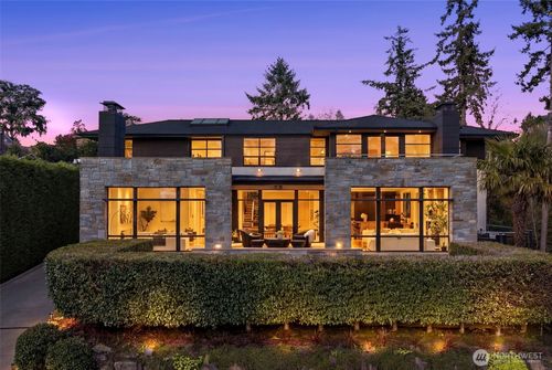 9632 Lake Washington Blvd Ne, Bellevue, WA, 98004-5405 | Card Image