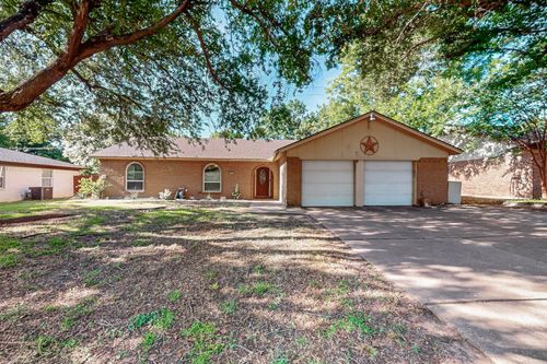 836 Springdale Rd, Bedford, TX, 76021-4314 | Card Image