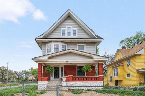 3601 Park Ave, Kansas City, MO, 64109-2867 | Card Image