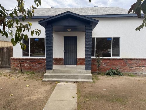 548 E Pleasant St, Coalinga, CA, 93210-2710 | Card Image