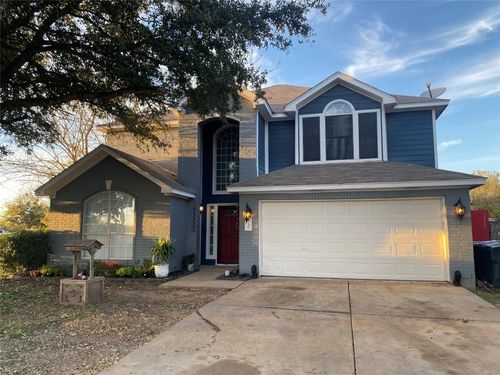 550 Britni Loop, Kyle, TX, 78640-4974 | Card Image