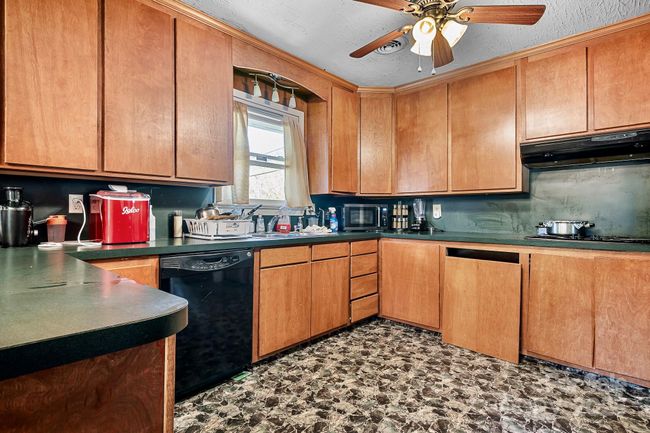 3265 W Innes St, House other with 4 bedrooms, 3 bathrooms and null parking in Salisbury NC | Image 9