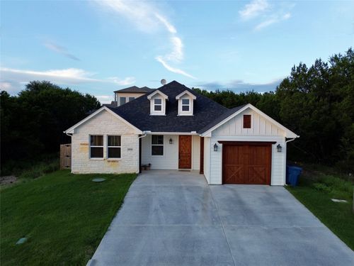 5609 San Jacinto Dr, Granbury, TX, 76048-6546 | Card Image