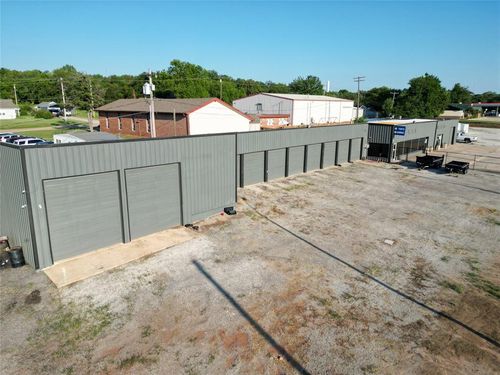 300 N Highway 18, Chandler, OK, 74834-1220 | Card Image