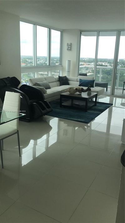 2305 - 1861 Nw S River Dr, Condo with 2 bedrooms, 2 bathrooms and null parking in Miami FL | Image 3