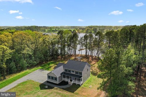 270 Canvasback Dr, Heathsville, VA, 22473-3840 | Card Image