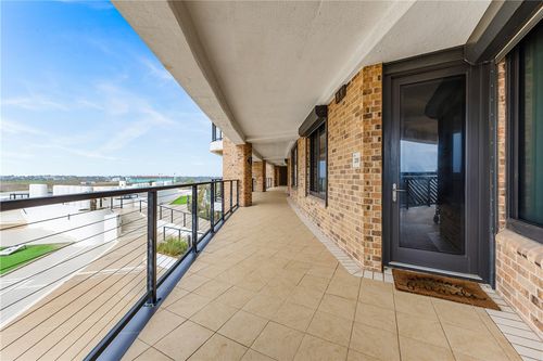 apt-209-720 Beach Access Road 1a, Port Aransas, TX, 78373-6108 | Card Image