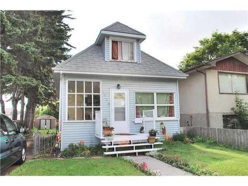 1616 3 St Nw, Calgary, AB, T2M2X8 | Card Image