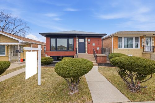 7140 W 64th St, Chicago, IL, 60638-4614 | Card Image