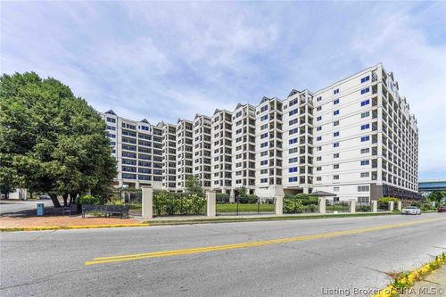 907-1 Riverpointe Plz, Jeffersonville, IN, 47130-3220 | Card Image
