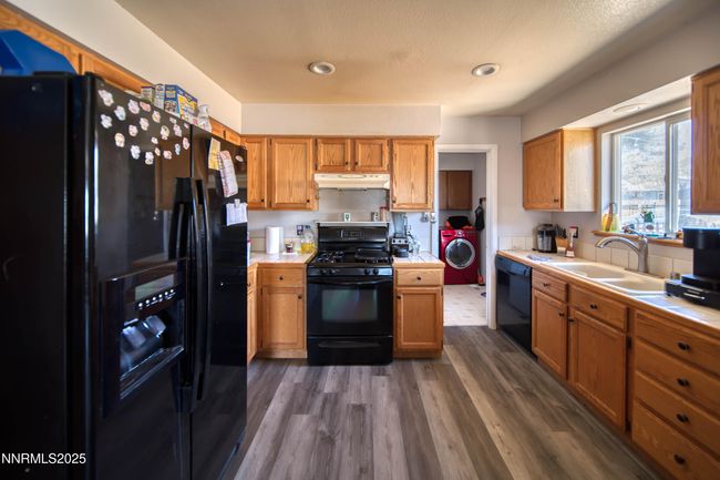 11905 Chesapeake Dr, House other with 3 bedrooms, 2 bathrooms and 8 parking in Reno NV | Image 12