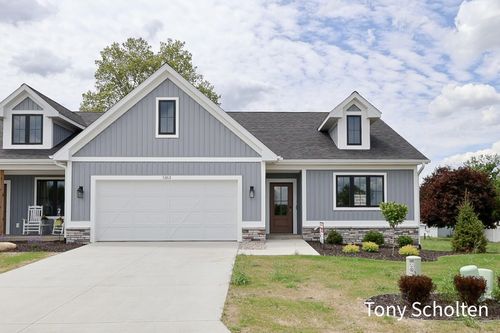 21-6324 Blendon Woods Dr, Hudsonville, MI, 49426-7881 | Card Image