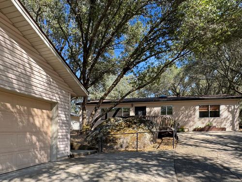11457 Sandpiper Way, Penn Valley, CA, 95946 | Card Image