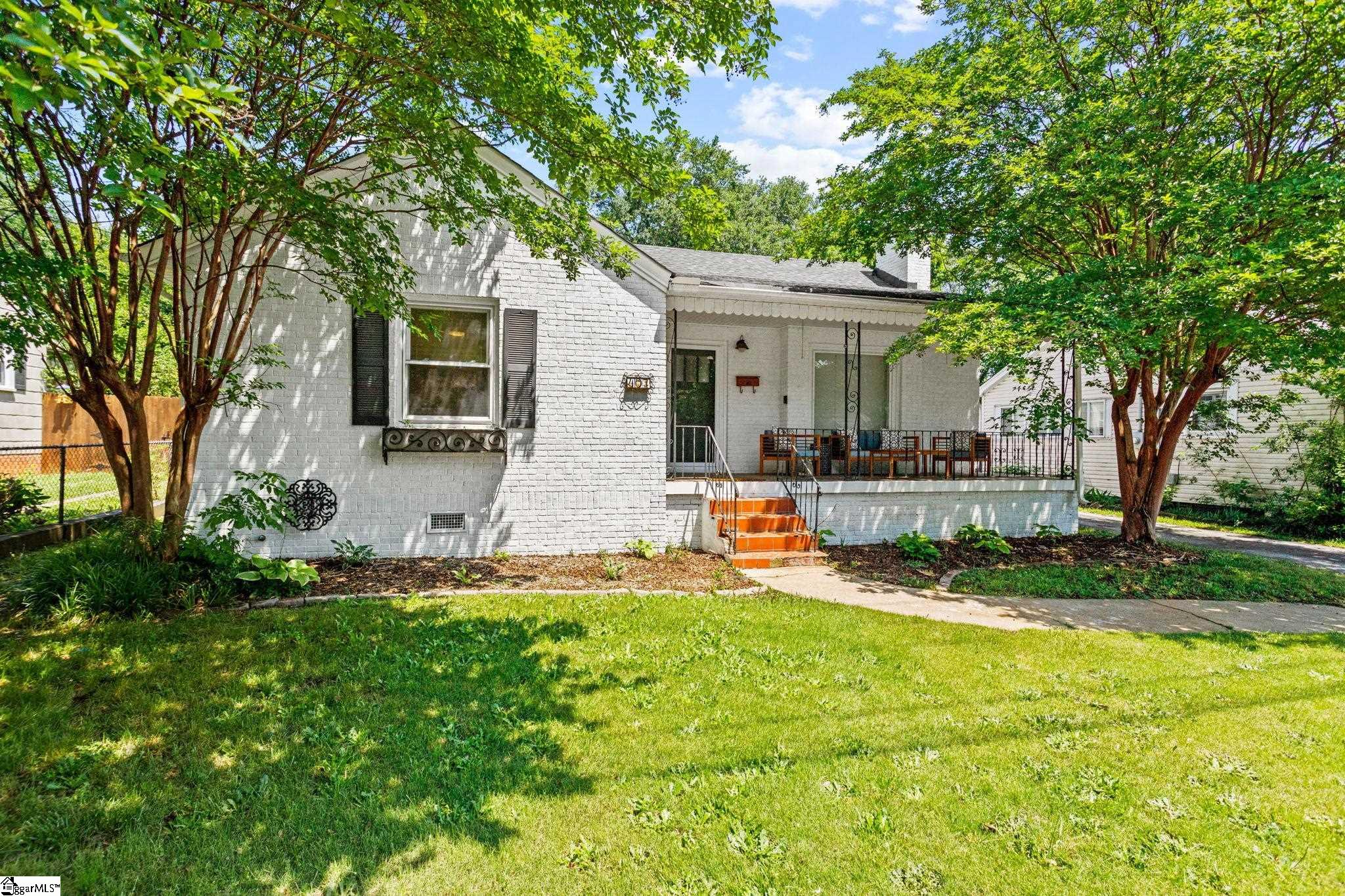 Blue Ridge Dr, Greenville, SC 29609