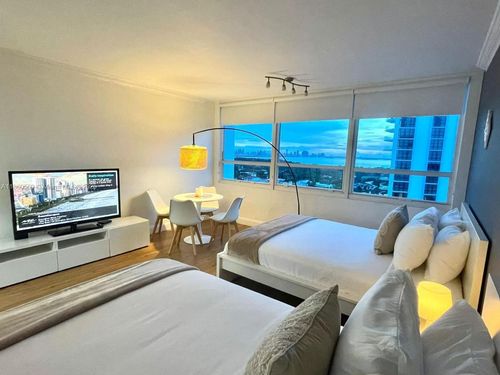 apt-1607-5445 Collins Ave, Miami Beach, FL, 33140-2557 | Card Image