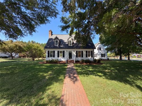 103 Hampshire Ct, Salisbury, NC, 28144-9028 | Card Image