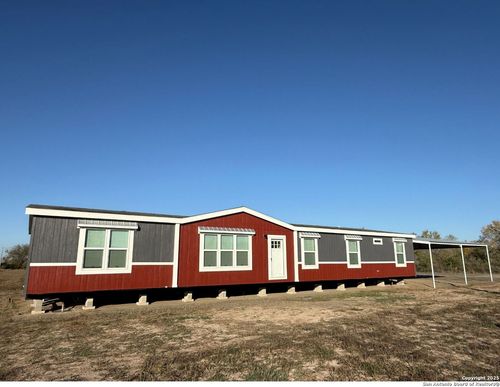 20 N Penney Lane, Knippa, TX, 78870 | Card Image