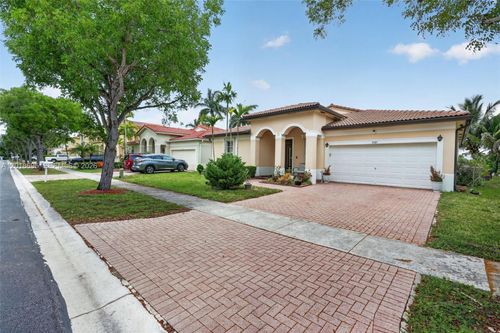 3985 Ne 15th St, Homestead, FL, 33033-5907 | Card Image