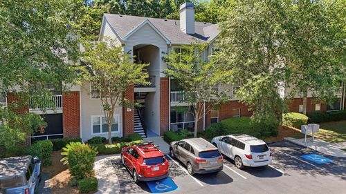 2200i-2011 N Highway 17, Mount Pleasant, SC, 29466-6847 | Card Image