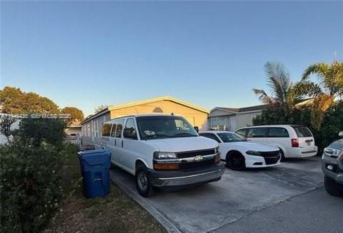 lot-117-19800 Sw 180th Ave, Miami, FL, 33187-2636 | Card Image