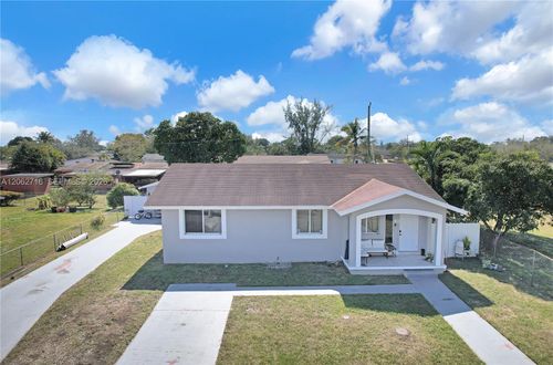 3280 Nw 213th Ter, Miami Gardens, FL, 33056-1033 | Card Image