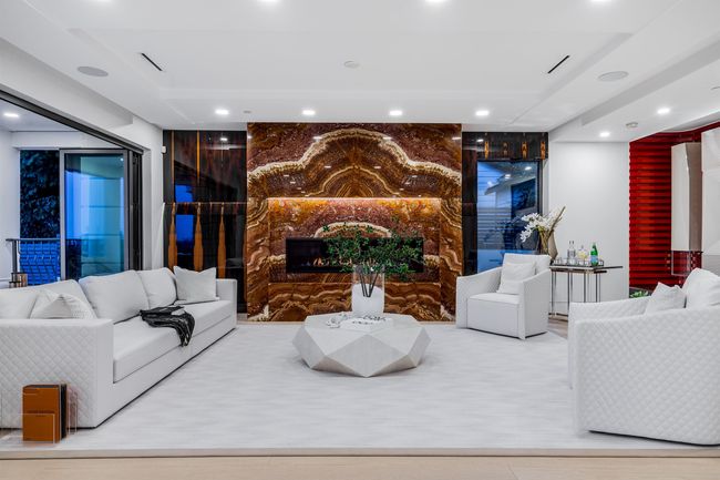 1123 Crestline Rd, House other with 6 bedrooms, 9 bathrooms and 8 parking in West Vancouver BC | Image 14