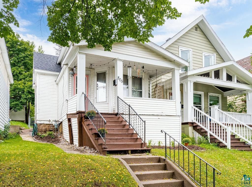 6th St, Duluth, MN 55805