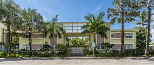 15-350 S Shore Dr, Miami Beach, FL, 33141-3997 | Card Image