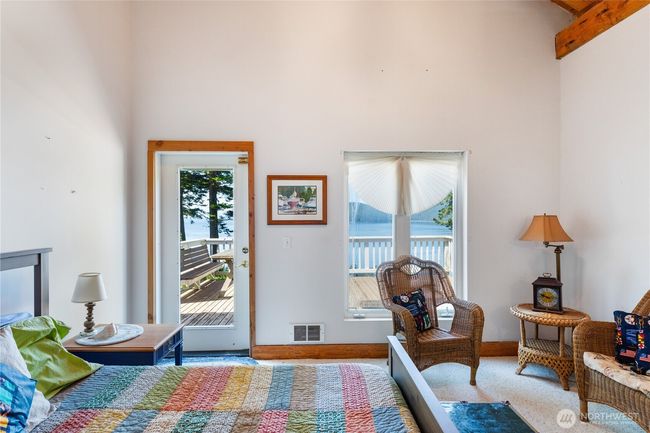 Upper level bedroom with stunning views | Image 21