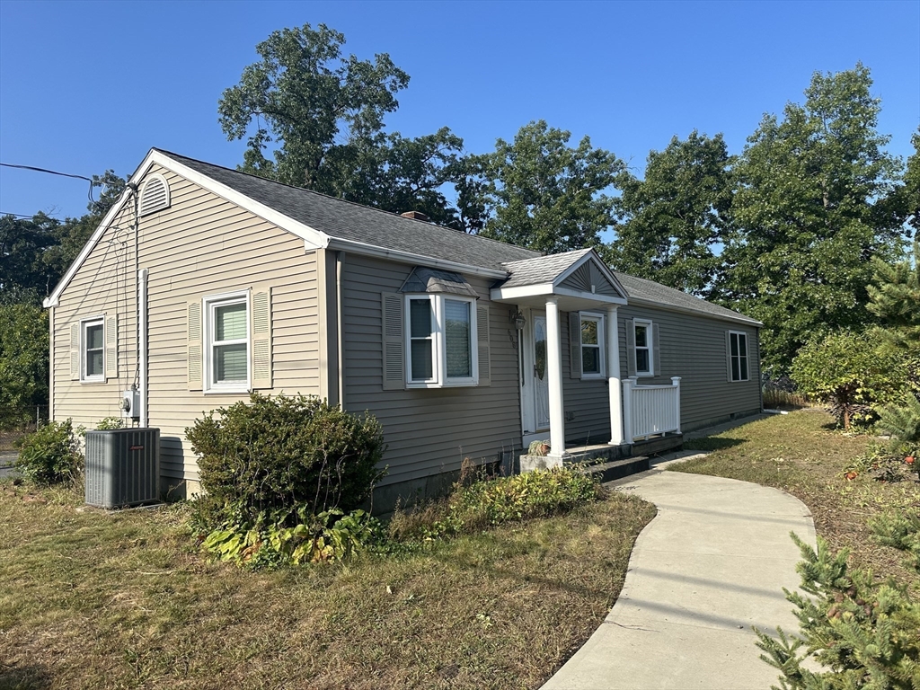 James St, Chicopee, MA 01020