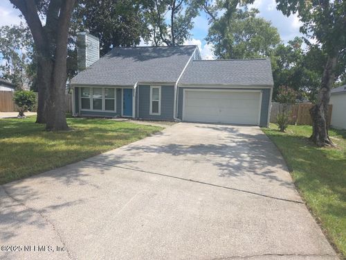 8049 Kilwinning Ln, JACKSONVILLE, FL, 32244-5500 | Card Image