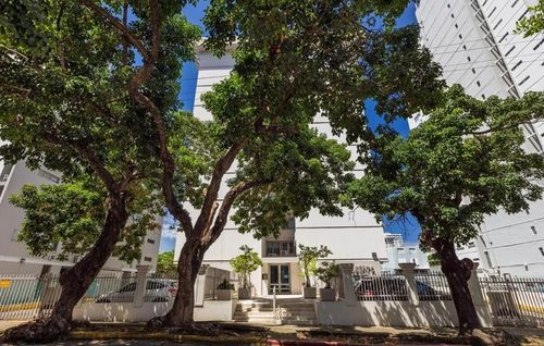 902-76 Calle Kings Ct, San Juan, PR, 00911-1652 | Card Image