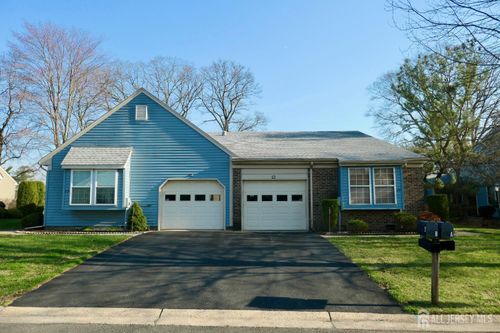 27-A John Adams Ct, Monroe, NJ, 08831-5451 | Card Image
